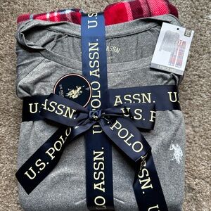 Brand new winter pajama set size xl
Polo